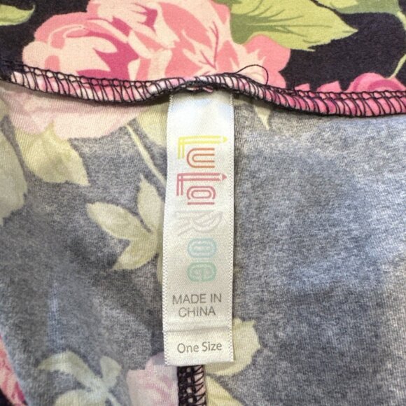 Lularoe Leggings OS Pink Roses Ribbon on Purple Breast Cancer Awareness BCA RARE - Picture 5 of 6